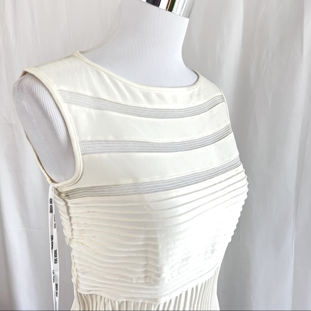 💕Host Pick💕 Tadashi Shoji Ivory Jersey Mesh Illusion Gown Dress Retail $650 - Picture 5 of 11